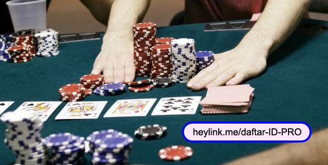 Main Poker di Situs Tanpa BOT Sangat Nyaman dan Aman